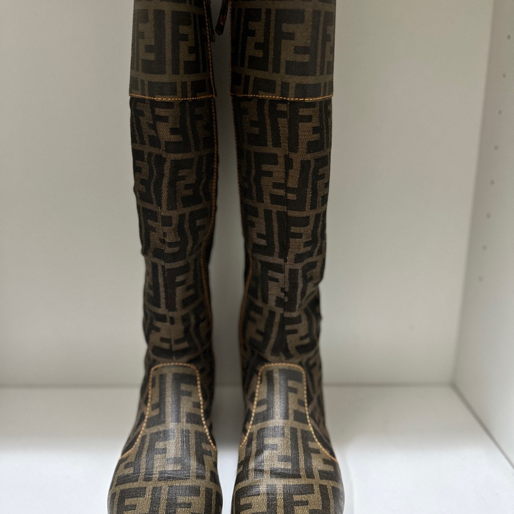 Fendi Black and Brown Heeled Boots
